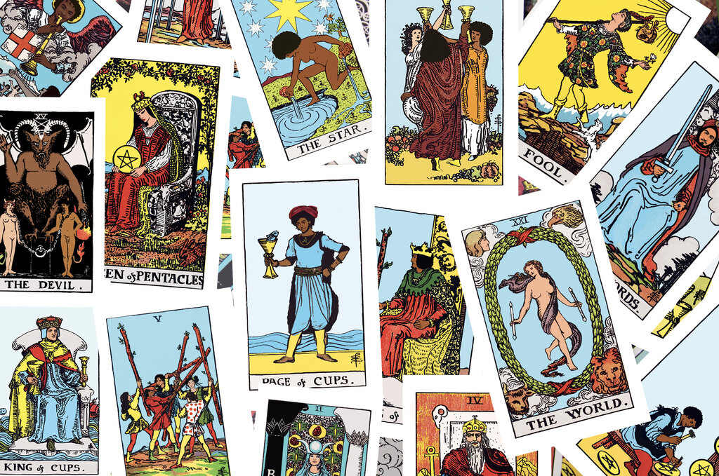 Mahogany Tarot World