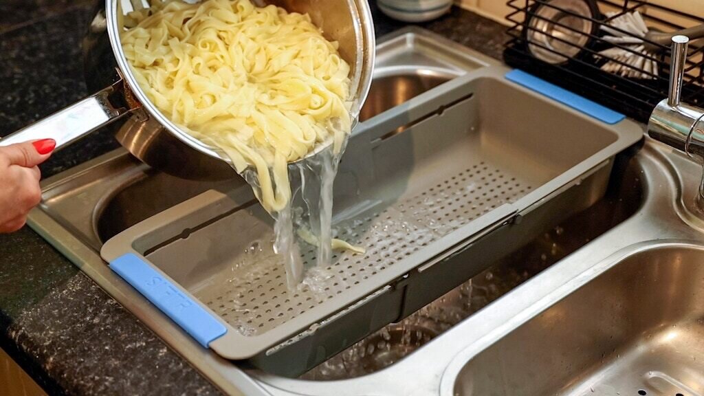 SIFTR Expanding Sink Colander