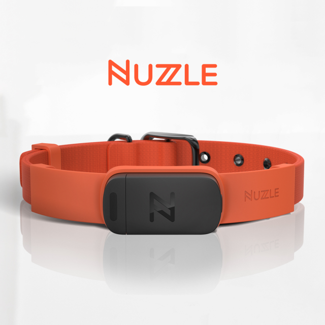 Nuzzle: The Smartest Pet Collar With No Fees