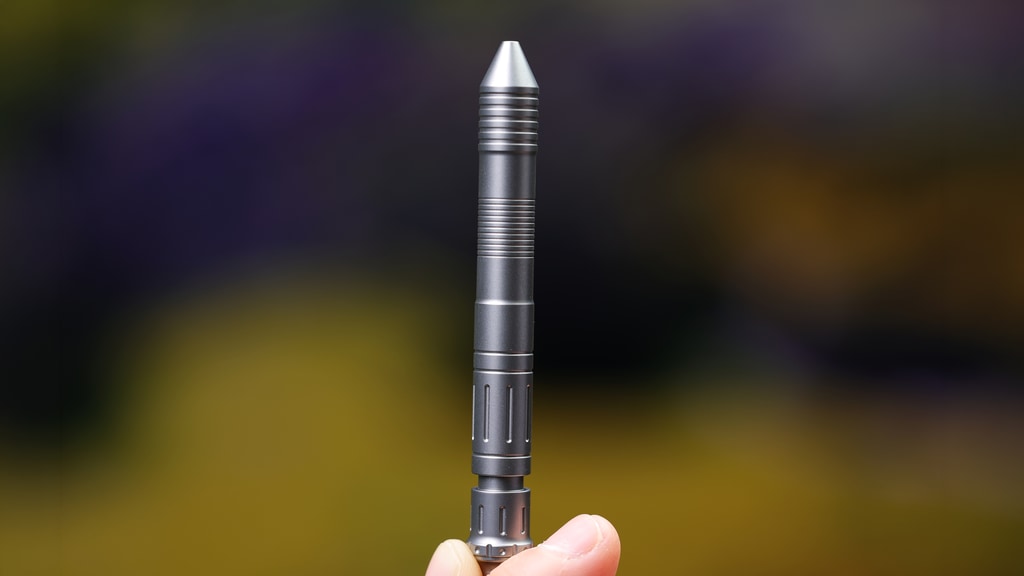 Crown: Quick-Release Titanium Mini Pen for Everyday Carry